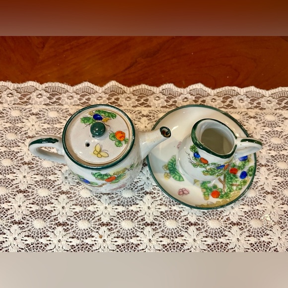 Antique Nippon Pottery Miniature Set - Picture 3 of 10